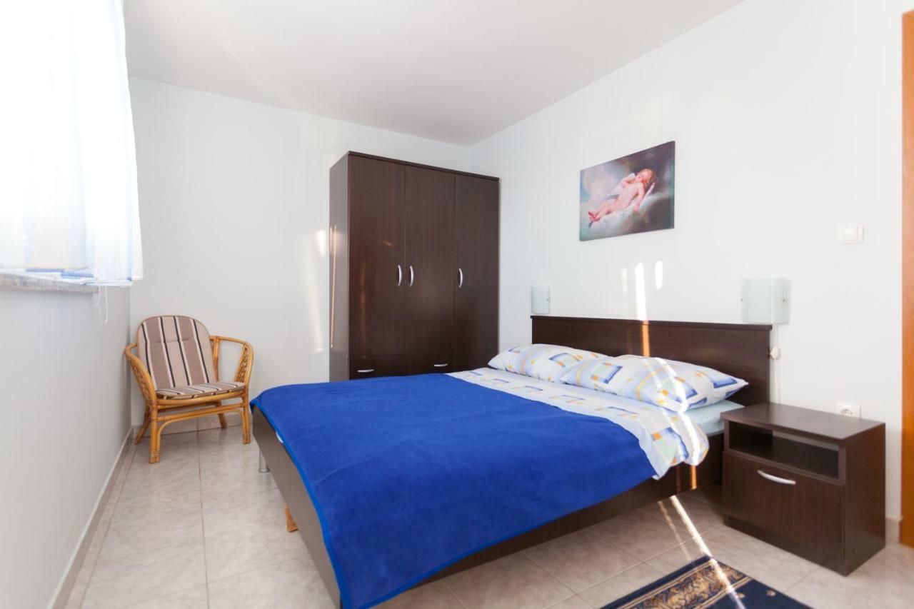Apartments Jadranka Malinska Luaran gambar