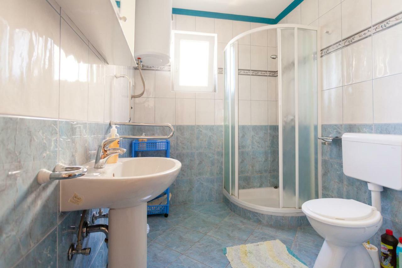Apartments Jadranka Malinska Luaran gambar